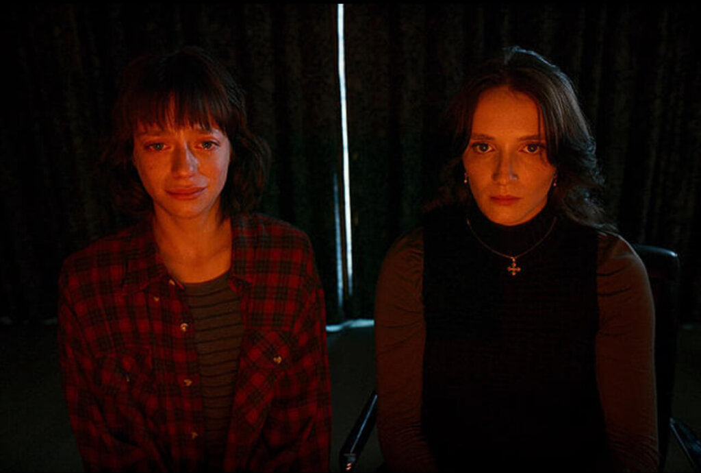 映画『RED ROOMS レッドルームズ』